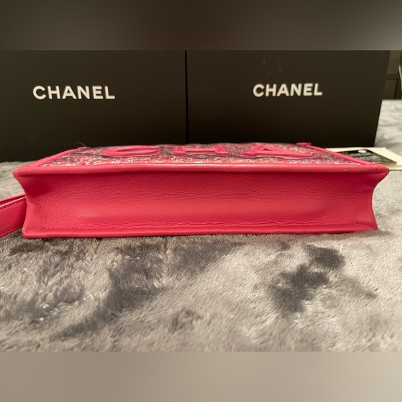 CHANEL PINK CHA - NEL WRISTLET/CLUTCH - Picture 9 of 11